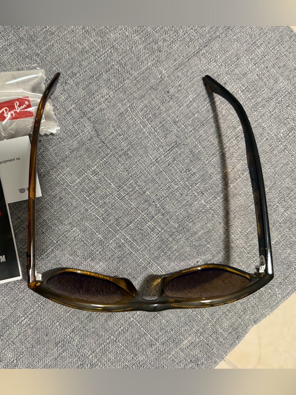 Ray-Ban RB4184 Polarized Tortoise Brown Sunglasses 54mm w/ Case - Picture 4 of 4